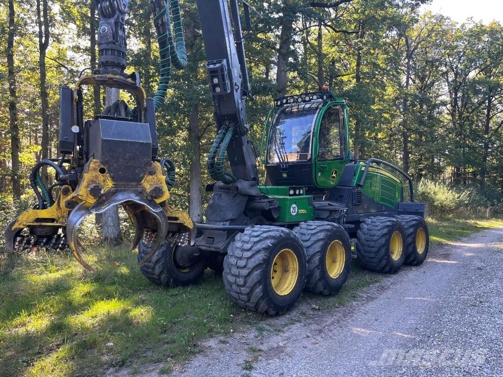 John Deere 1170G Abatteuse