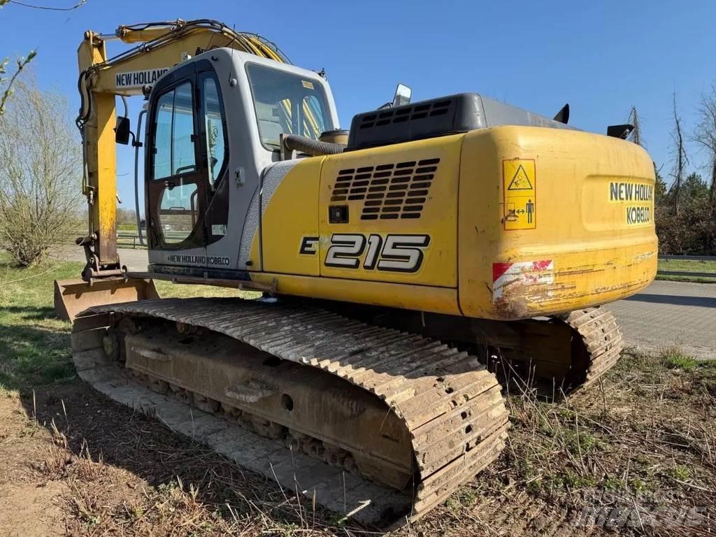 New Holland E215 Pelle sur chenilles