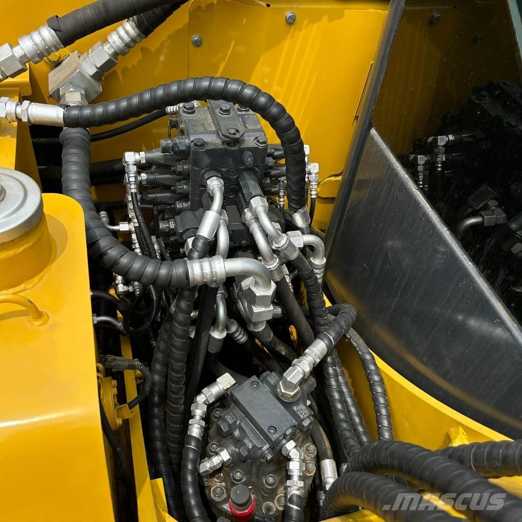 Komatsu 70-8 Pelle sur chenilles