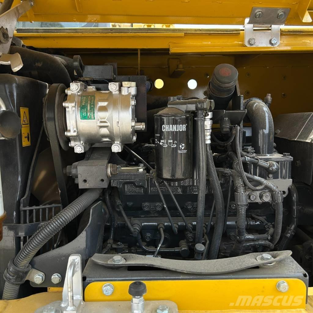 Komatsu 70-8 Pelle sur chenilles