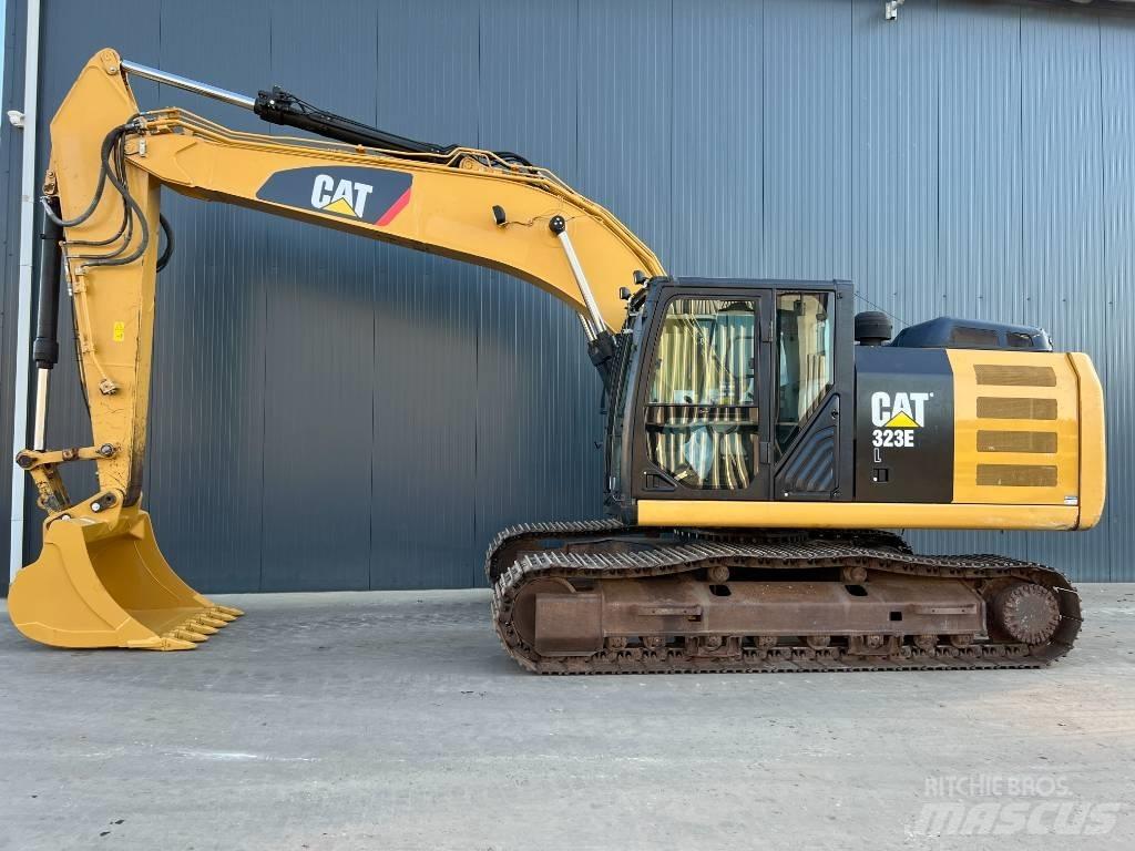 CAT 323E L Pelle sur chenilles