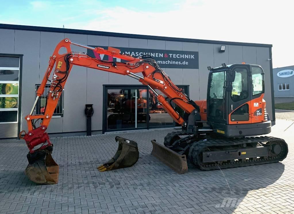 Doosan DX 85 R Mini pelle 7t-12t