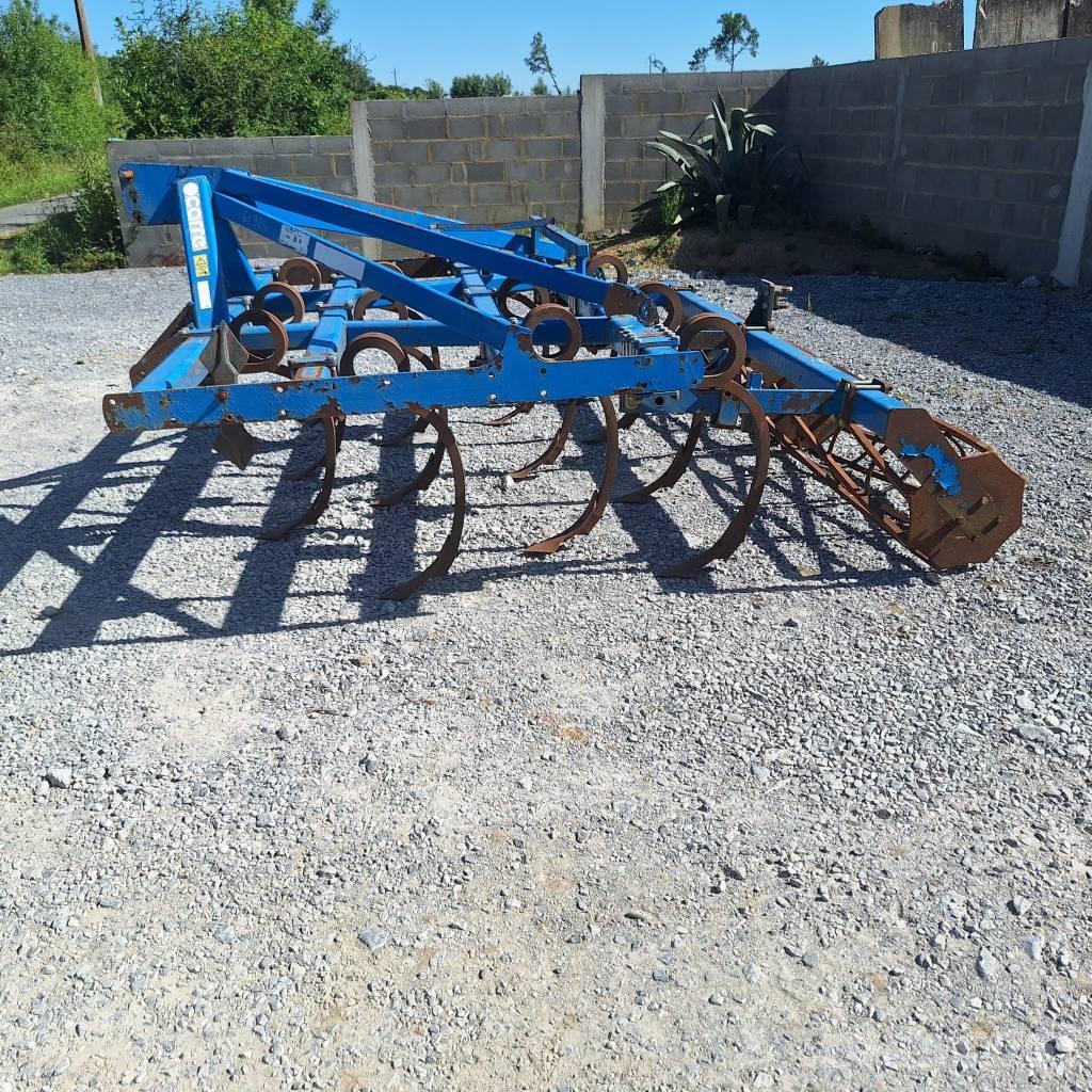  CARRE CULTI 3000 Déchaumeur, cultivateur