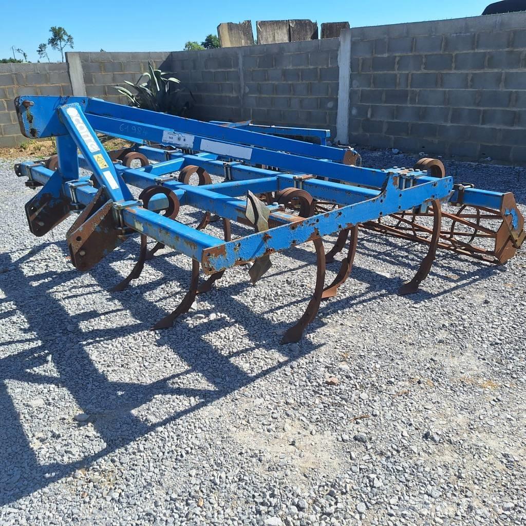  CARRE CULTI 3000 Déchaumeur, cultivateur