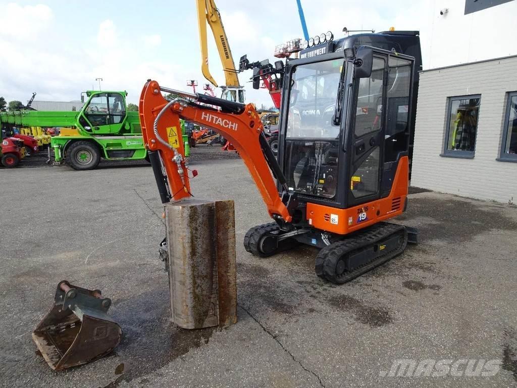 Hitachi ZX19-6 Mini pelle < 7t