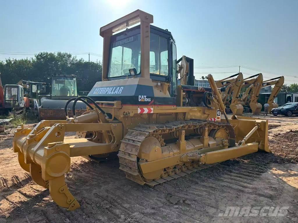 CAT D6G Bouteurs sur chenilles