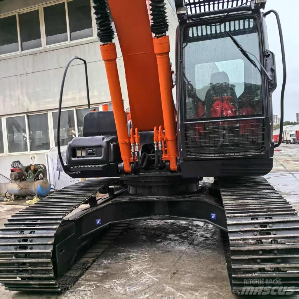 Hitachi ZX 200-3 G Pelle sur chenilles