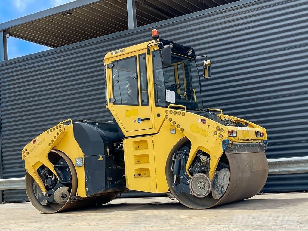 Bomag BW 154 AD-4 Rouleaux tandem