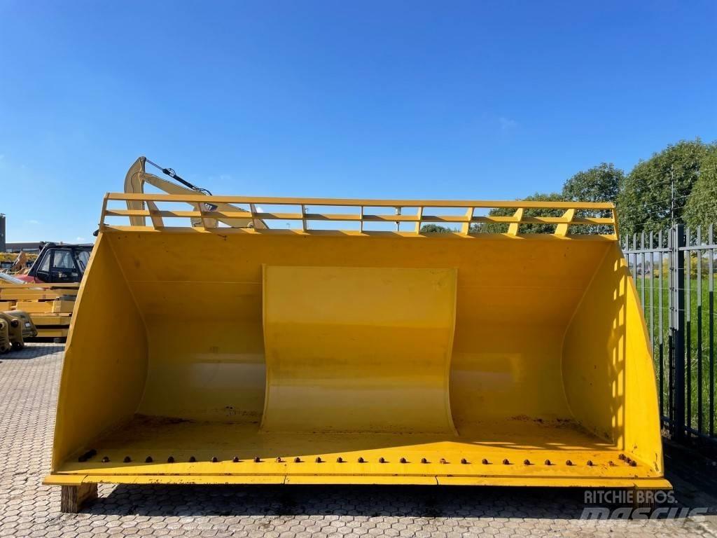 CAT 988 H Bucket Godet