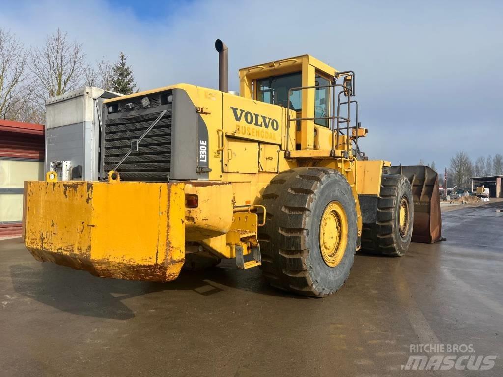 Volvo L 330 E Chargeuse sur pneus