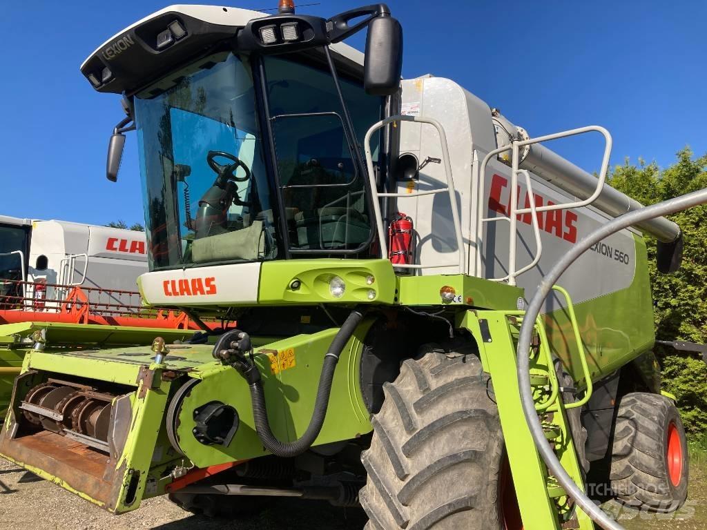CLAAS LEXION 560 Moissonneuse batteuse