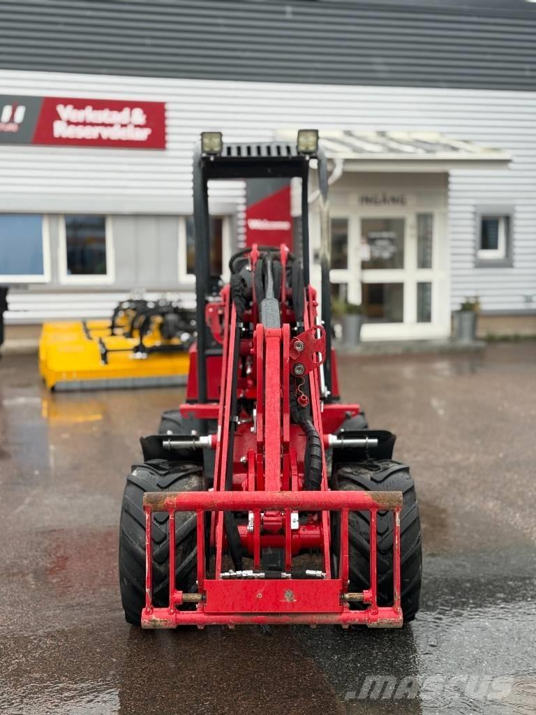 Thaler 2126 Chargeuse compacte