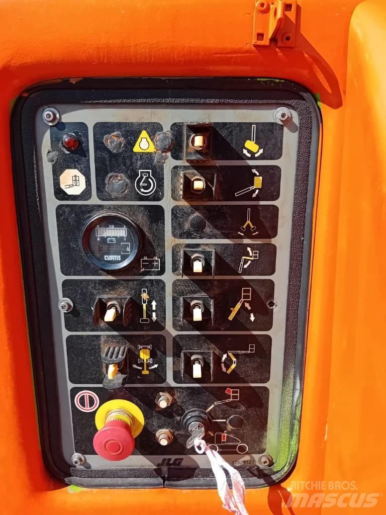 JLG E 450 AJ Nacelles articulées