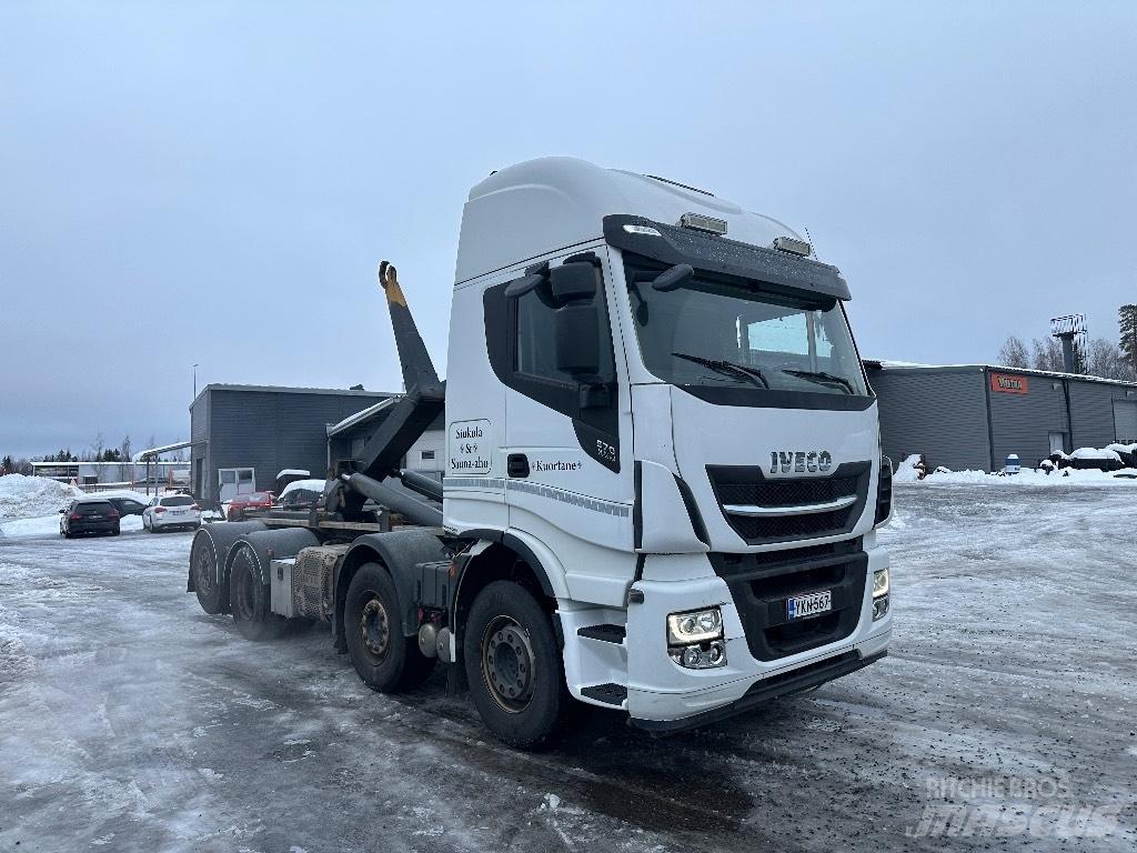 Iveco X-Way 560 8x2 Camion ampliroll