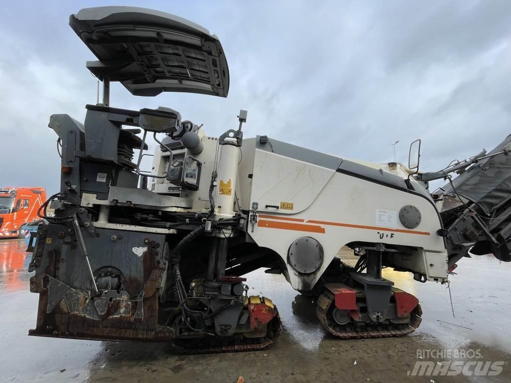 Wirtgen W 100 F Fraiseuse à froid