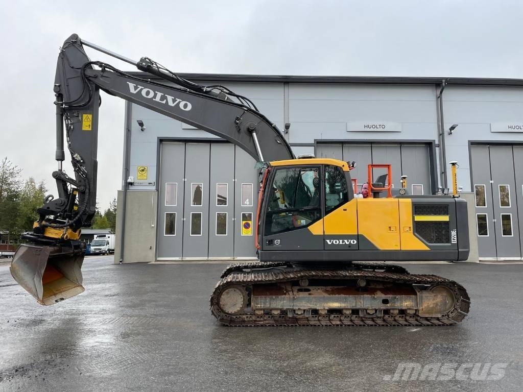 Volvo EC 220 E Pelle sur chenilles