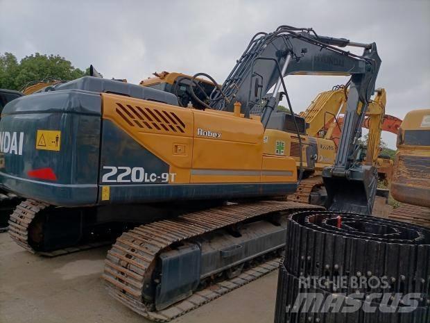 Hyundai 220LC Pelle sur chenilles