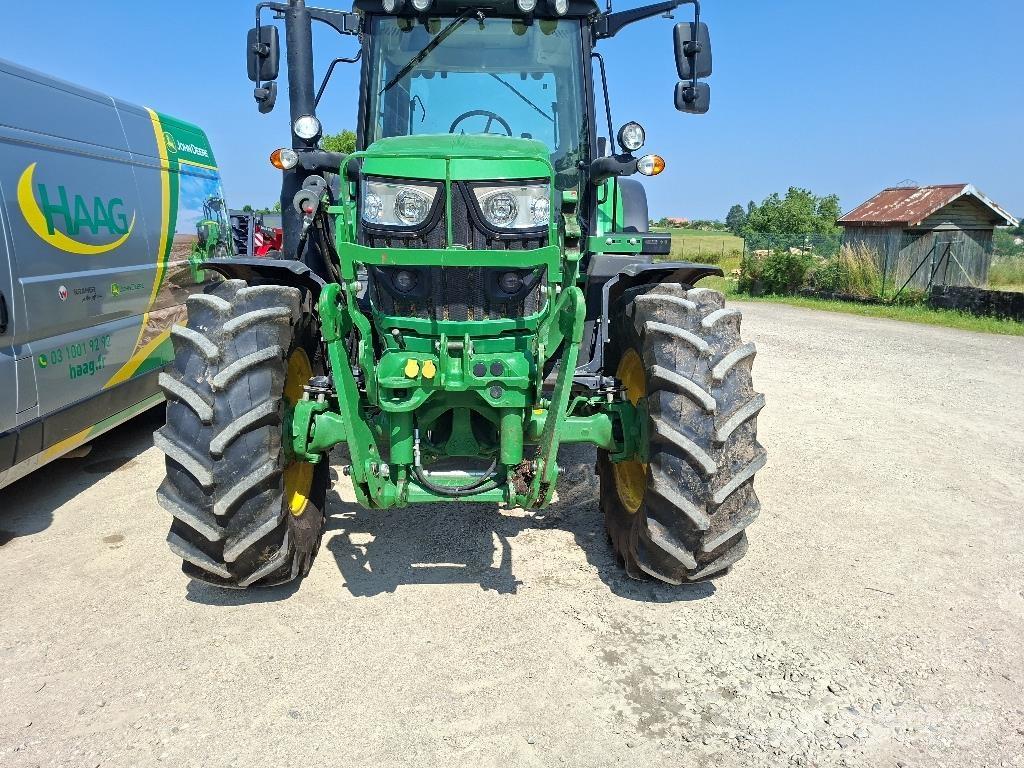 John Deere 6110M Tracteur