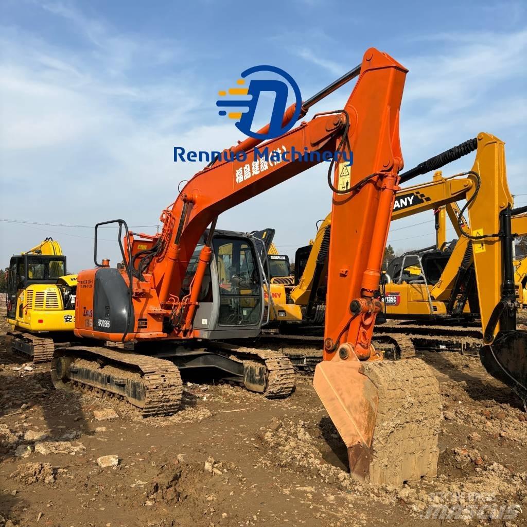 Hitachi ZX 135 US Pelle sur chenilles