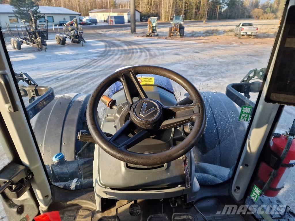 Valtra T 215 V Tracteur
