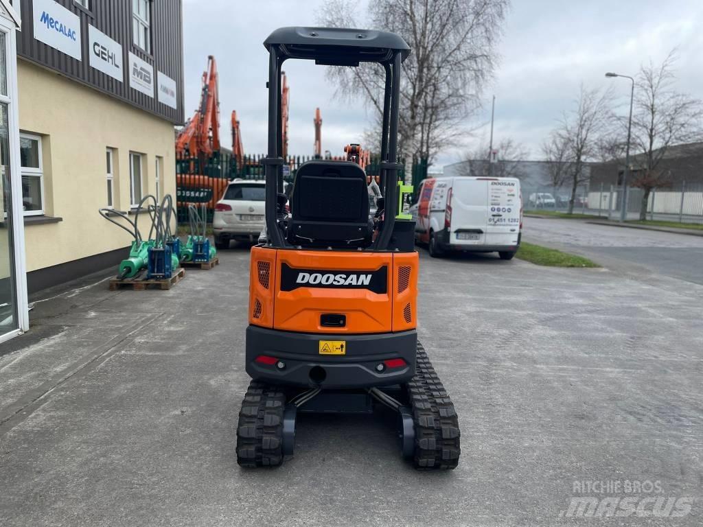 Develon DX 20 Z-7 Mini pelle < 7t