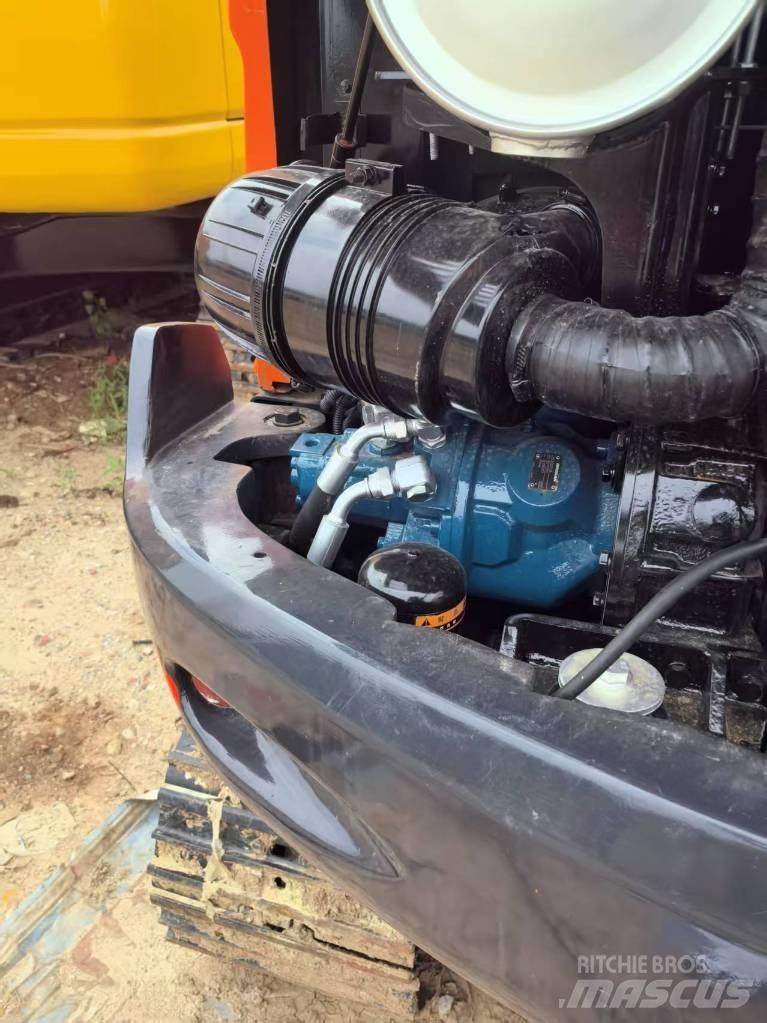 Doosan DX 60 Pelle sur chenilles
