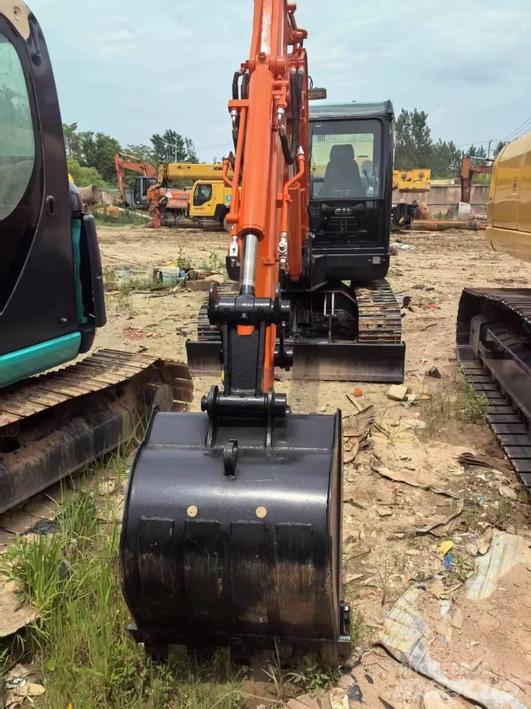 Doosan DX 60 Pelle sur chenilles