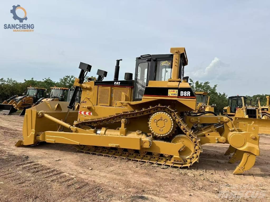 CAT D8R Bouteurs sur chenilles
