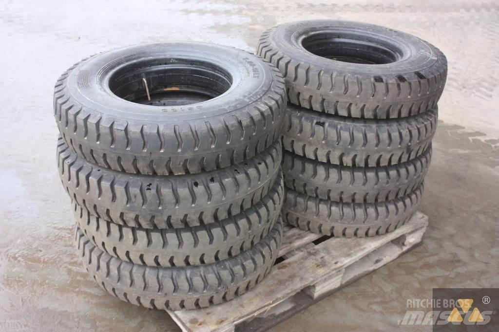  Onbekend 7.00-16LT Pneus, roues et jantes
