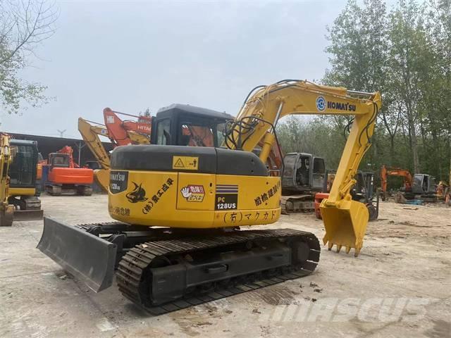 Komatsu PC128US Pelle sur chenilles