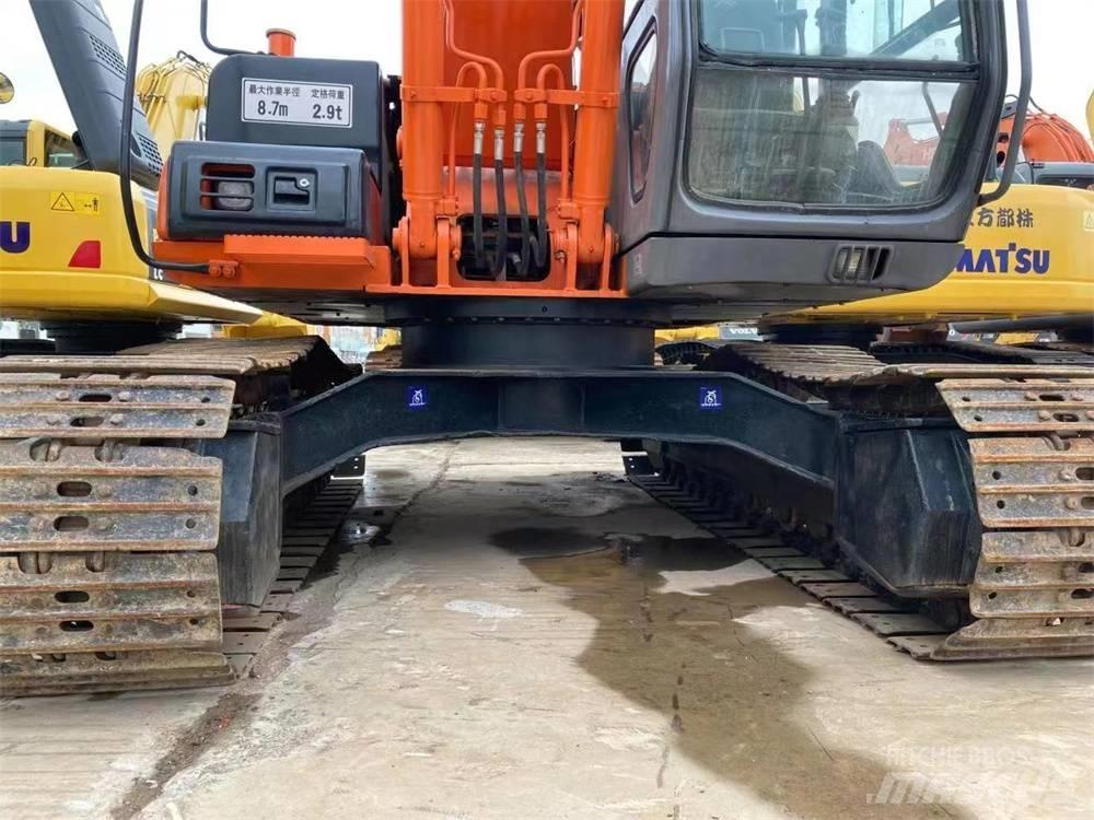 Hitachi EX 1200 Pelle sur chenilles