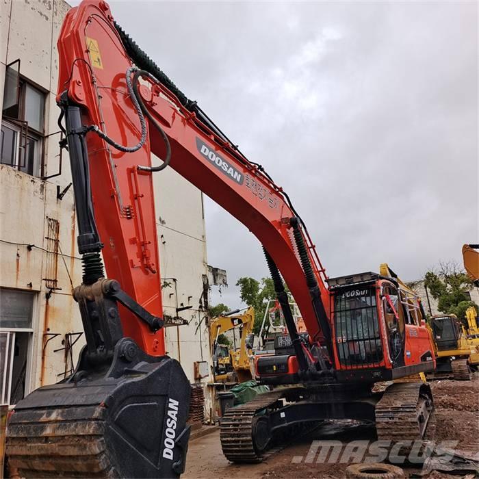 Doosan DX340LC Pelle sur chenilles