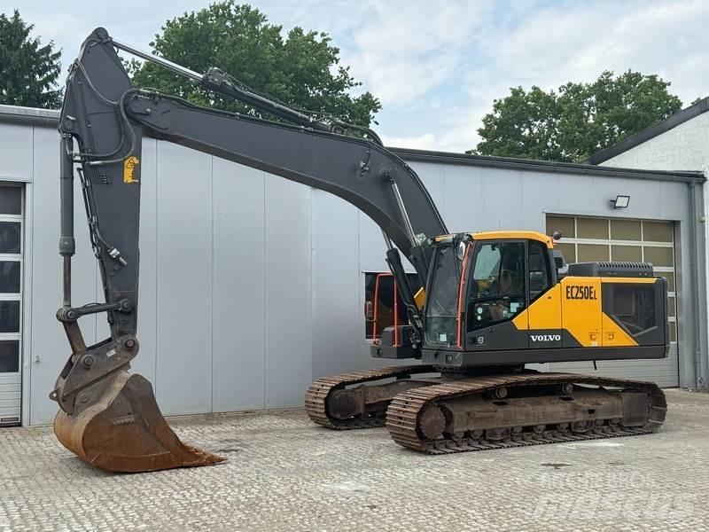 Volvo EC 250 EL Pelle sur chenilles