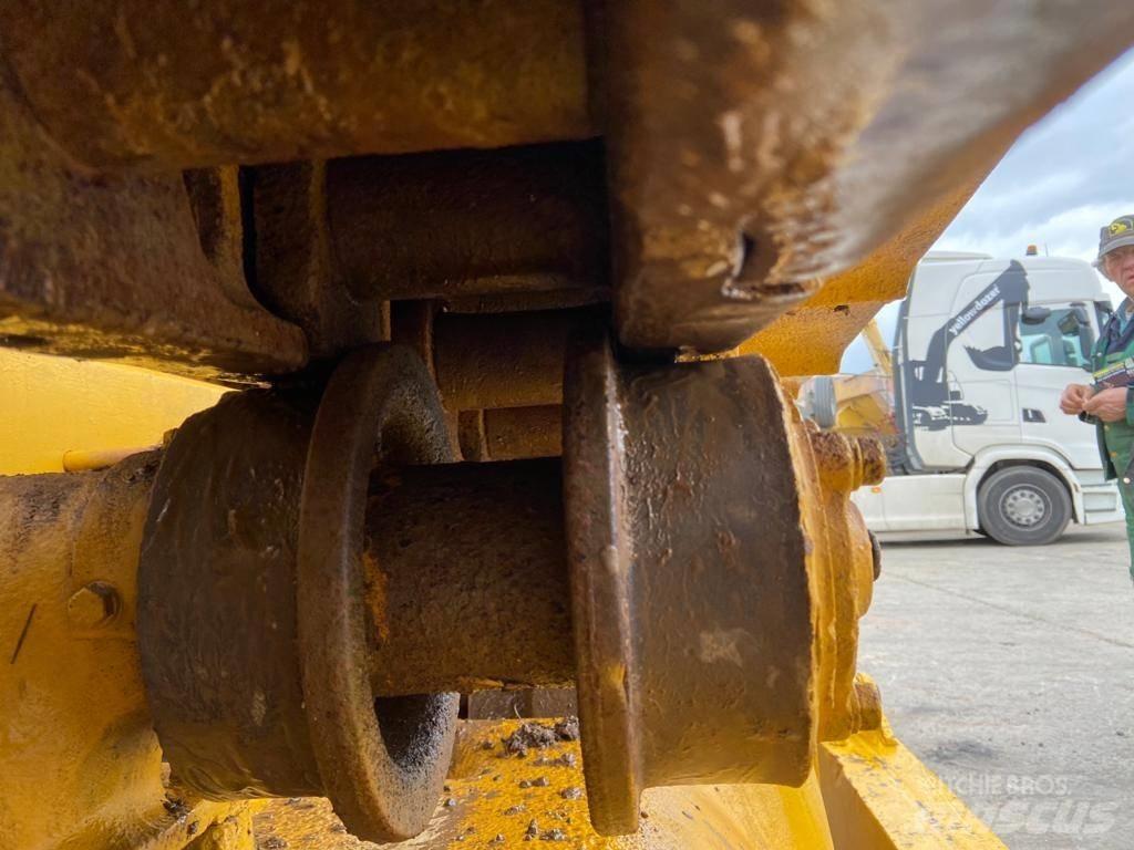 CAT D 8 Bouteurs sur chenilles
