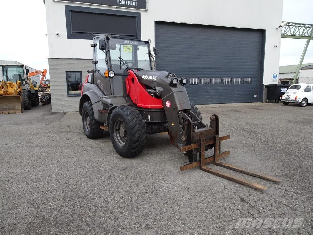 Mecalac AS700 Chargeuse sur pneus