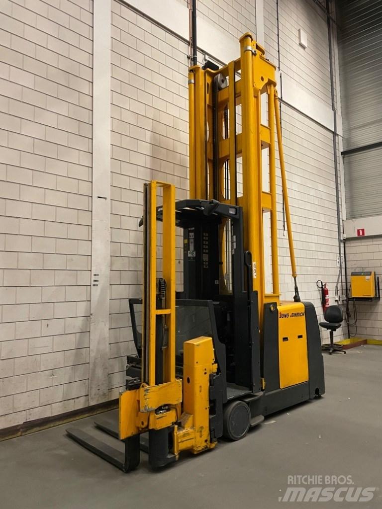 Jungheinrich EKX 513 Préparateur de commande haute levée