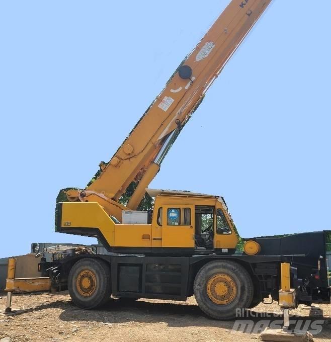 Kato KR35H-V Grues mobiles