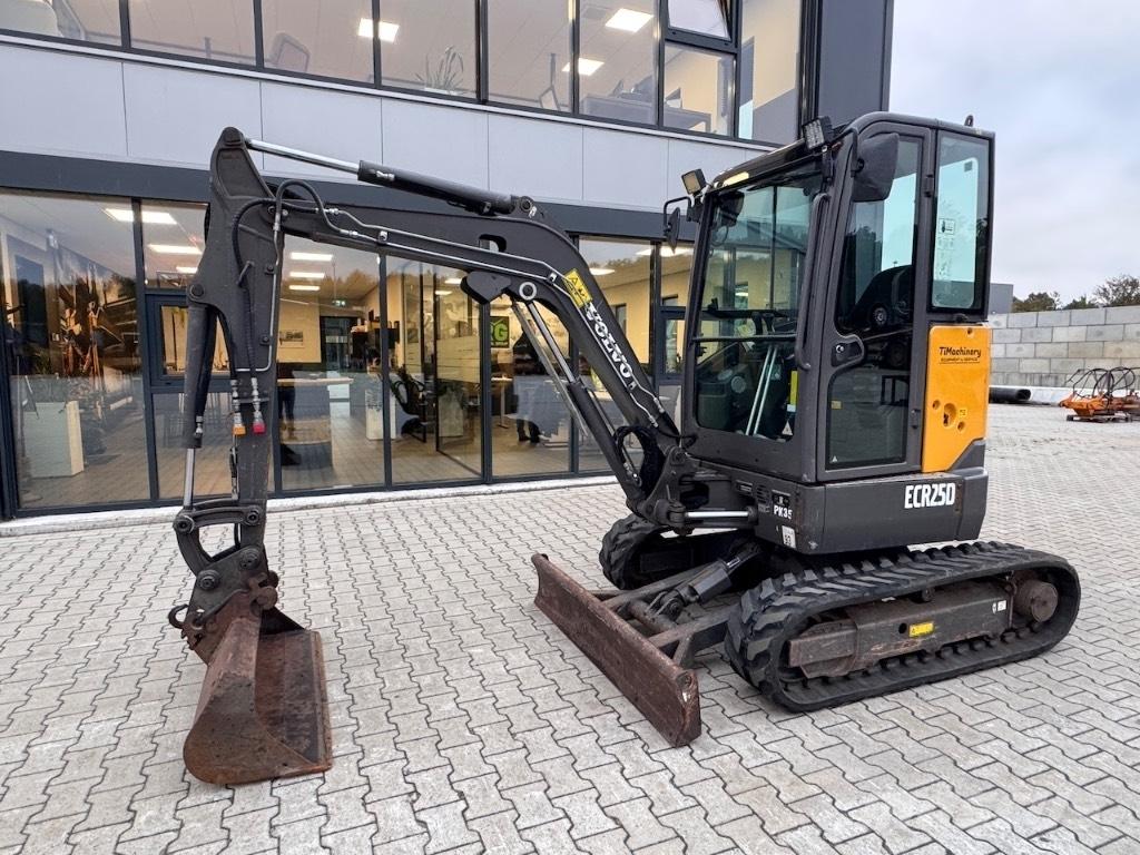 Volvo ECR 25 D Mini pelle < 7t