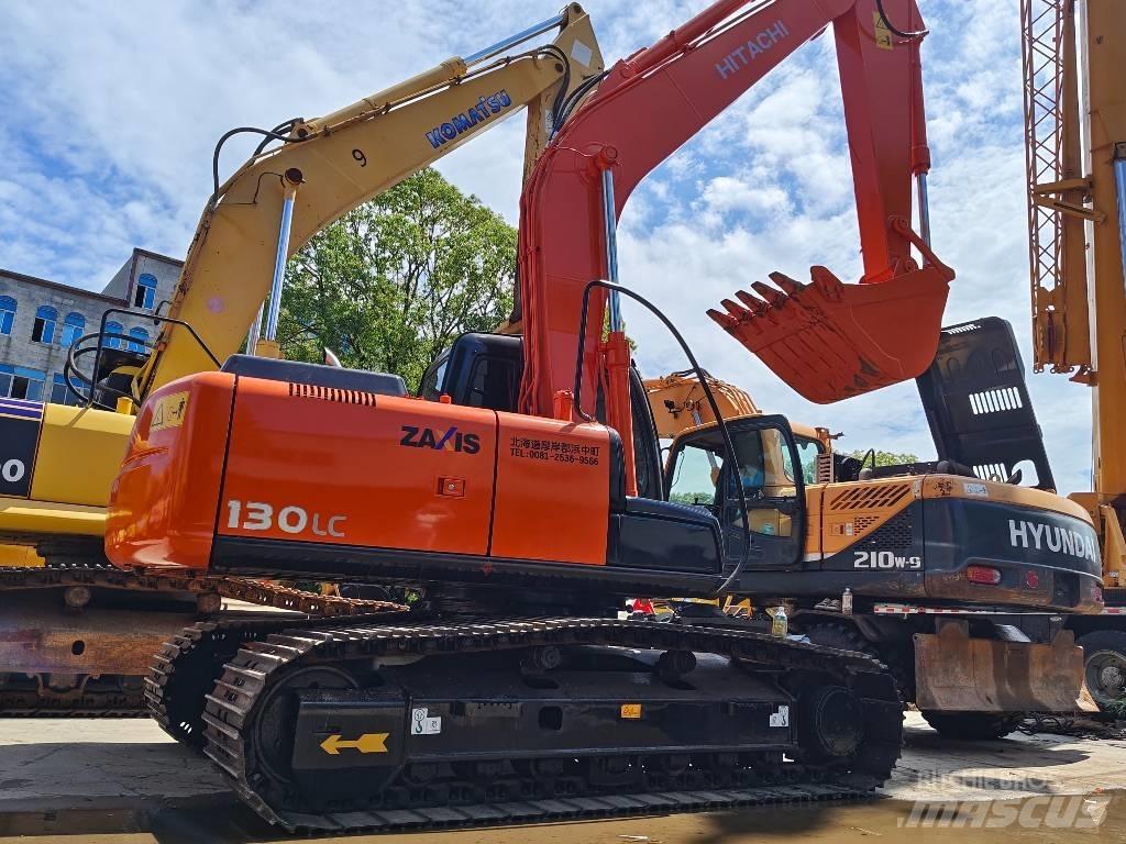 Hitachi ZX 130 LC Pelle sur chenilles