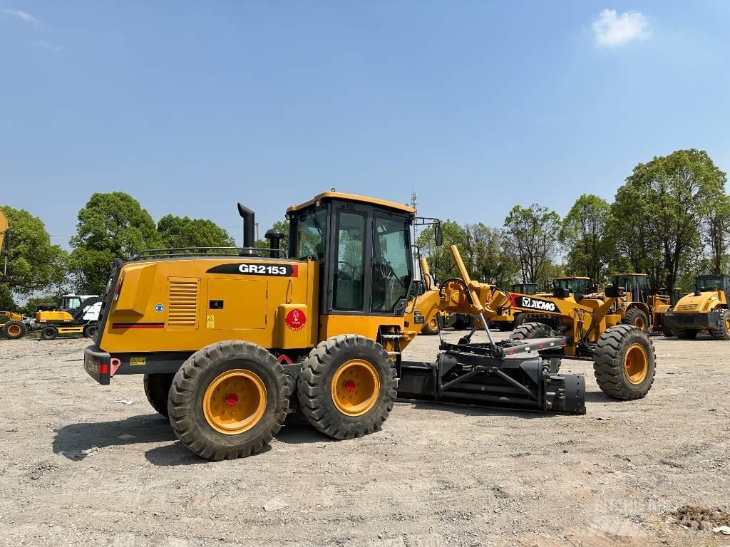 XCMG GR2153 Niveleuse