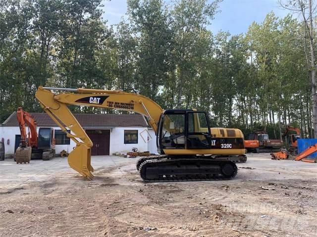 CAT 320C Pelle sur chenilles