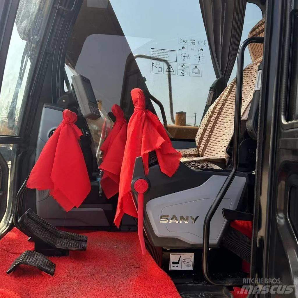 Sany 135C Pelle sur chenilles