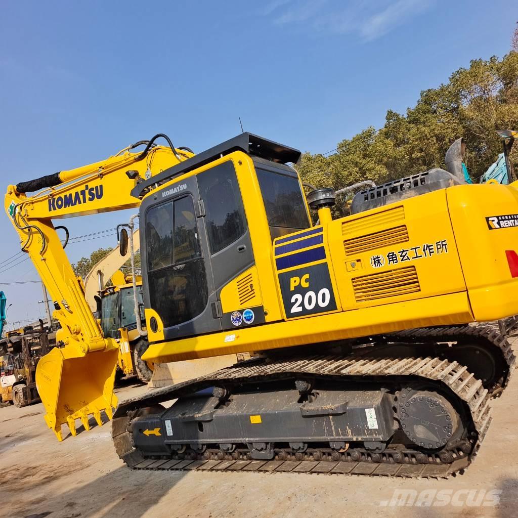 Komatsu PC 200 Pelle sur chenilles