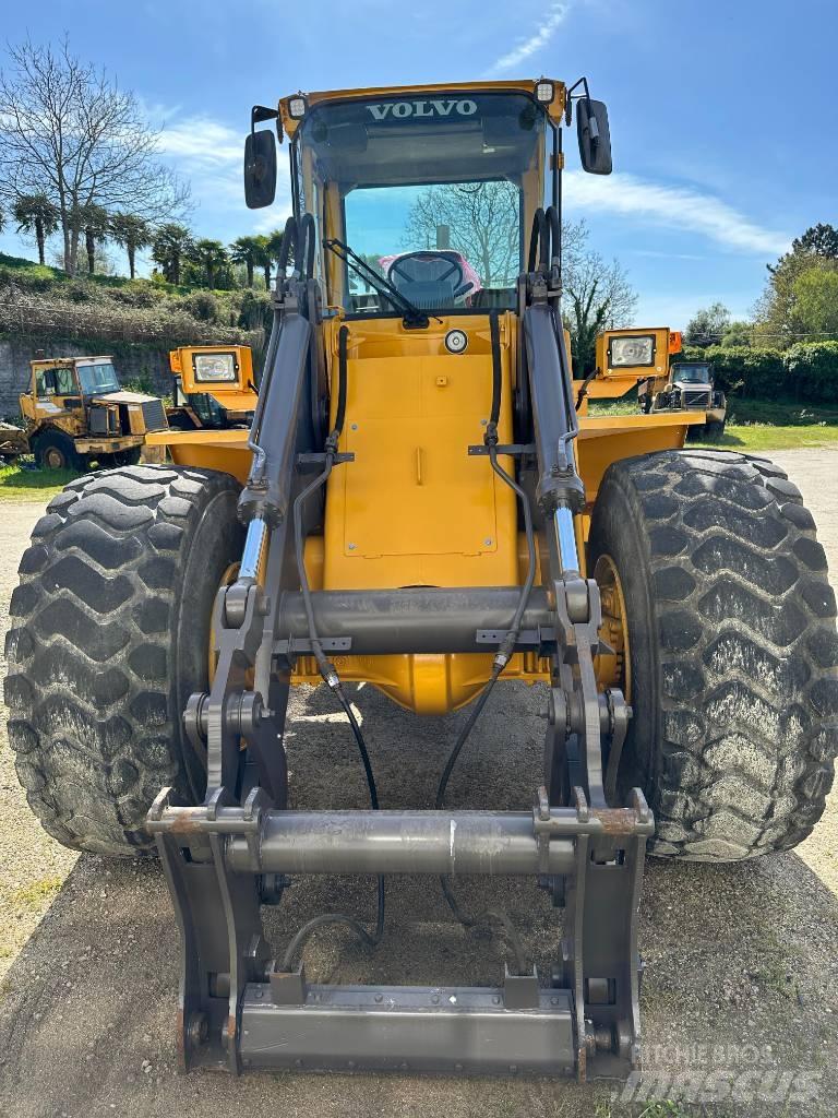 Volvo L90B Chargeuse sur pneus