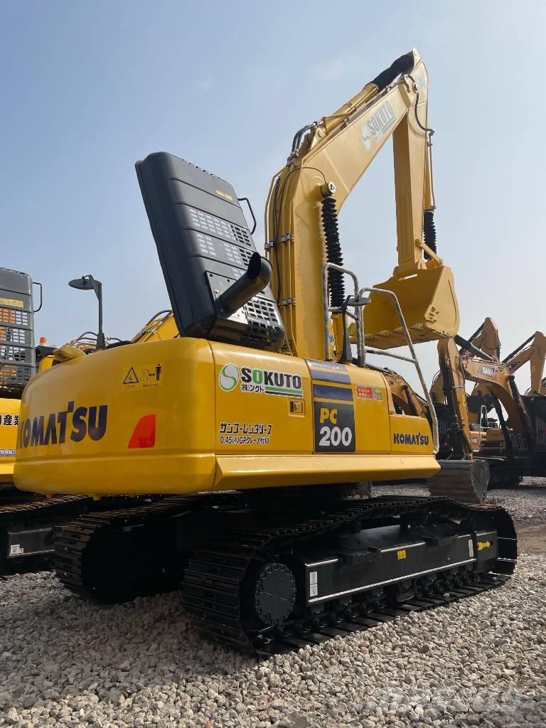 Komatsu PC 200 Pelle sur chenilles