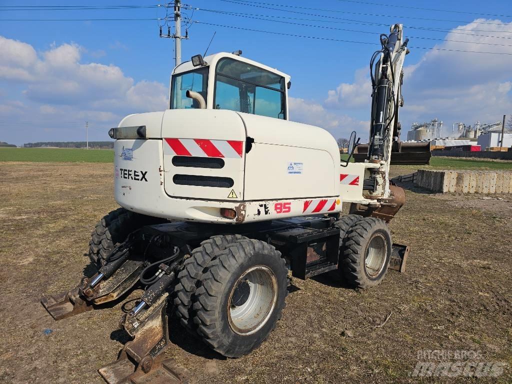 Terex TW 85 Pelle sur pneus