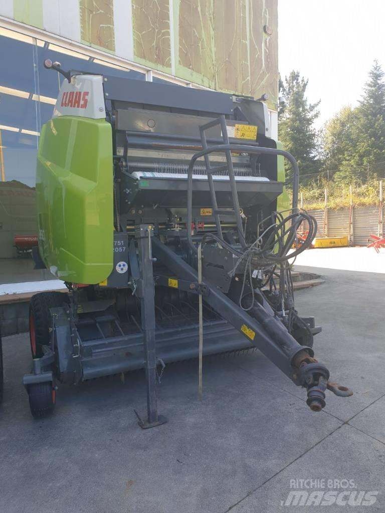 CLAAS Variant 360 Presse à balle ronde