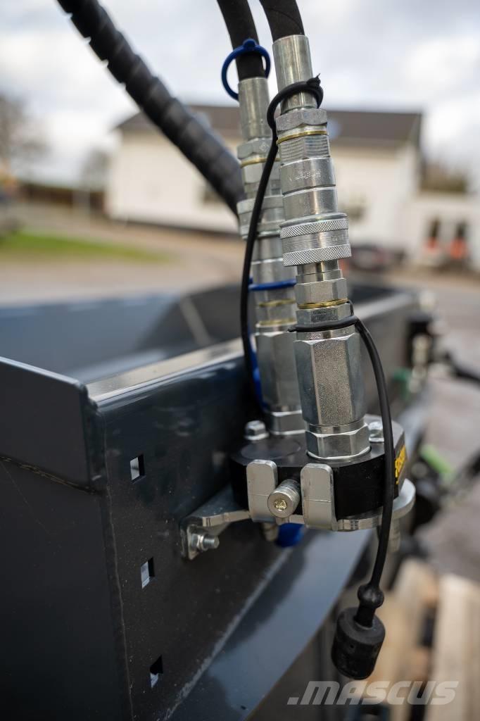 Avant Saltspreder Entretien du sol - Autres