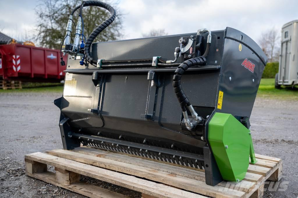 Avant Saltspreder Entretien du sol - Autres