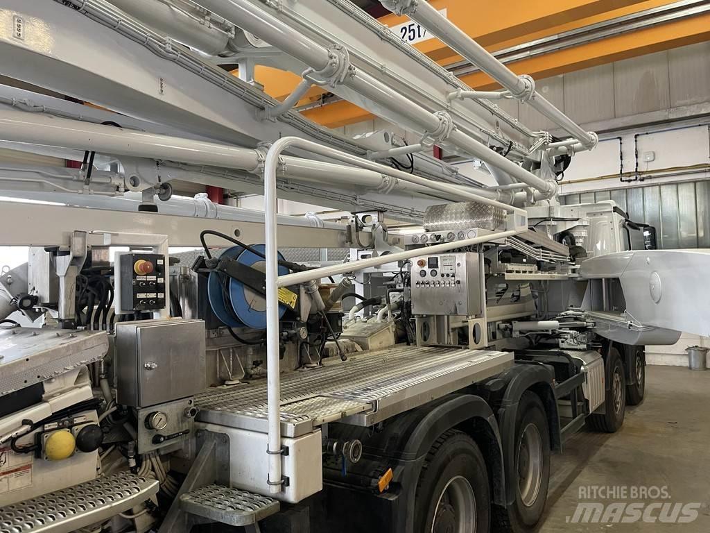 Liebherr THP 37 Pompe à béton